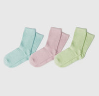 You Had Me At Aloe Aloe Infused Socks