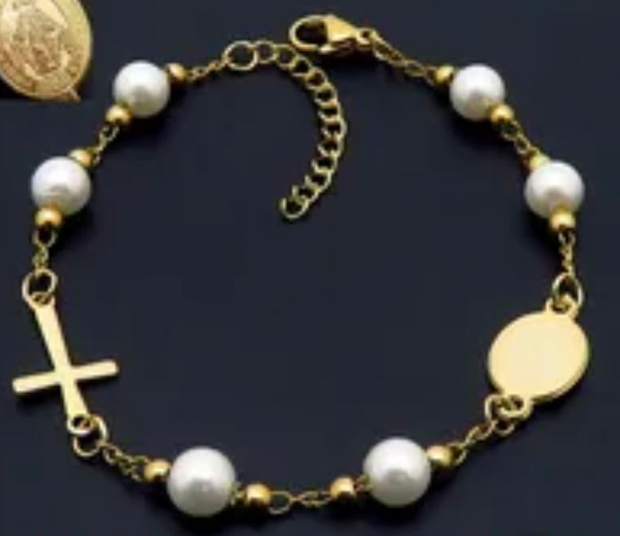 Cross Pearl Bracelet