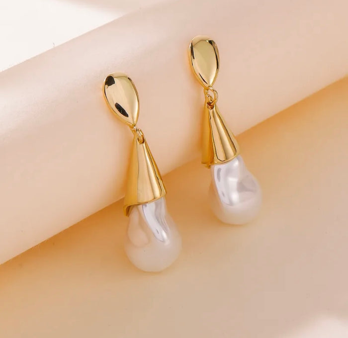 Organic Gold Pearl Drop Earrings