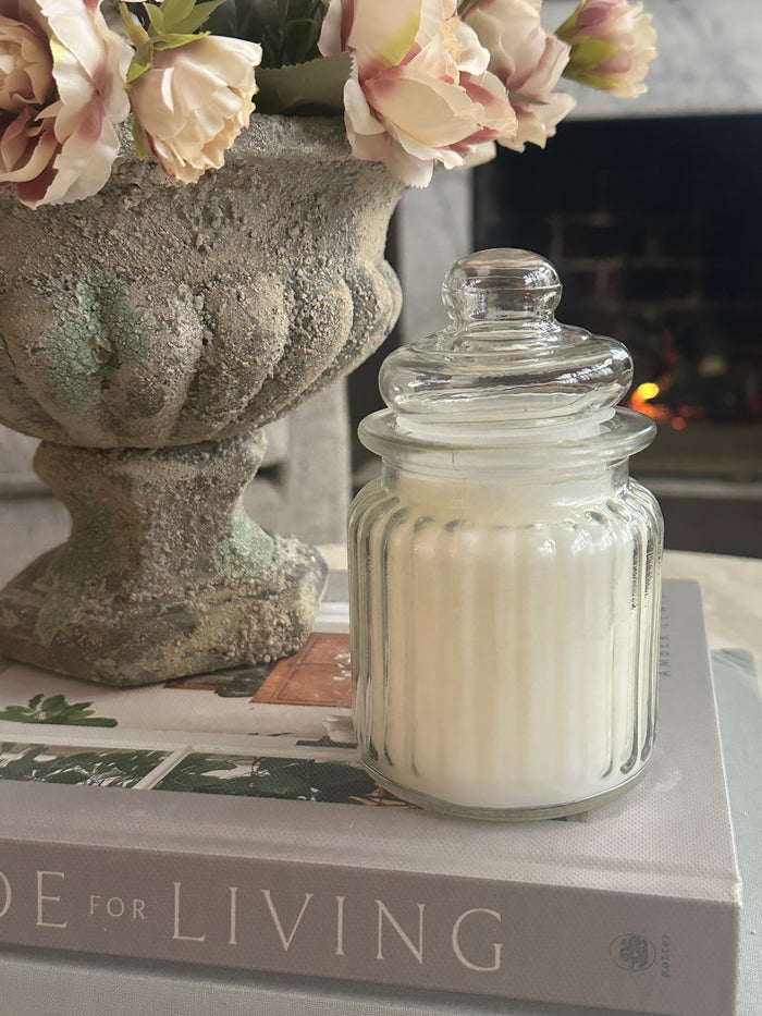 Old Soul Candle Co. Small Jar Candle: Vanity