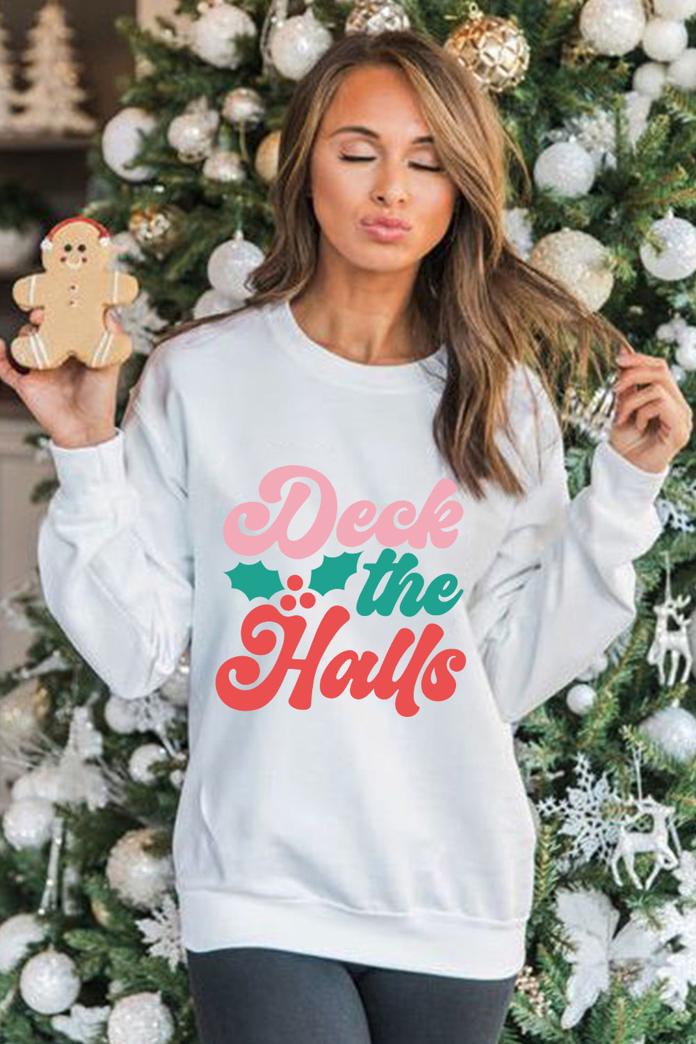 *Estimated Shipping 11/27 *Website Exclusive *Beige Deek the Halls Graphic Round Neck Sweatshirt