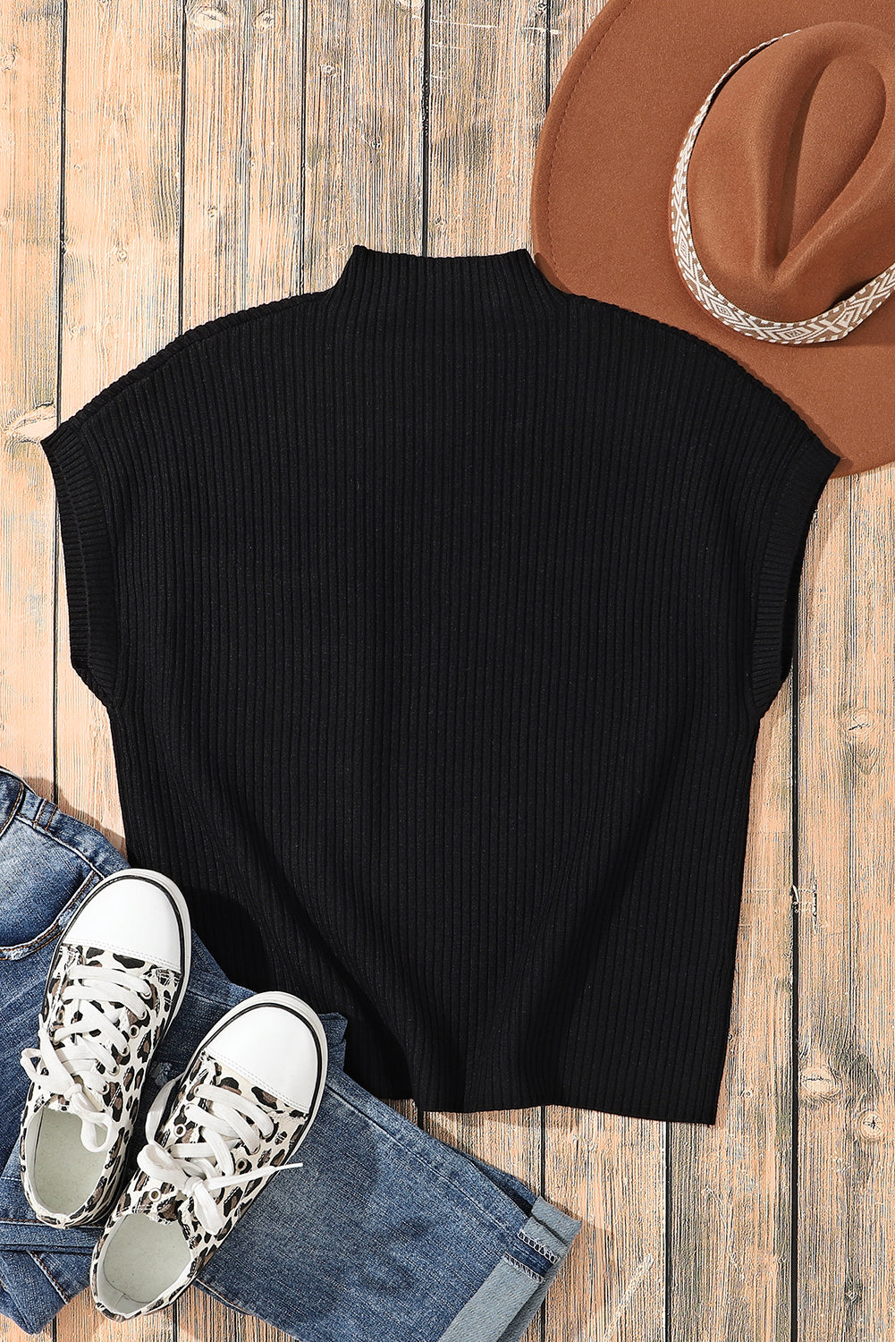 *Website Exclusive* Lee Patch Pocket Ribbed Knit Short Sleeve Sweater