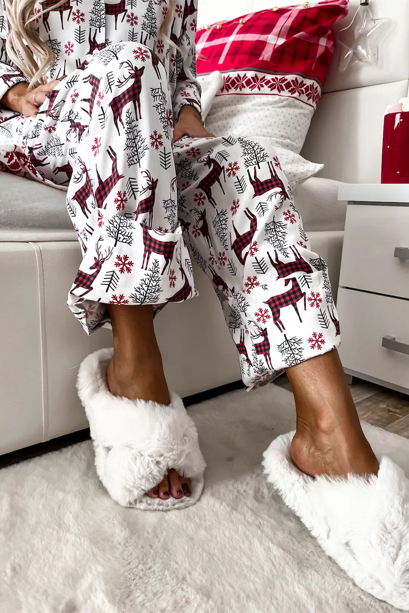 *WEBSITE EXCLUSIVE* Light Grey Christmas Deer Printed Shirt and Pants Pajama Set