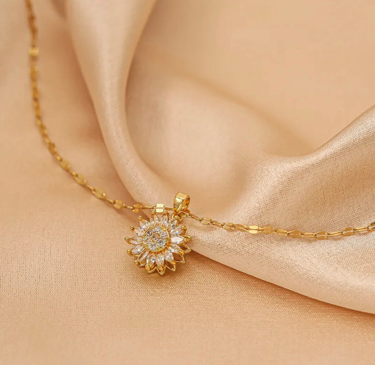 Sparkly Sunflower Necklace
