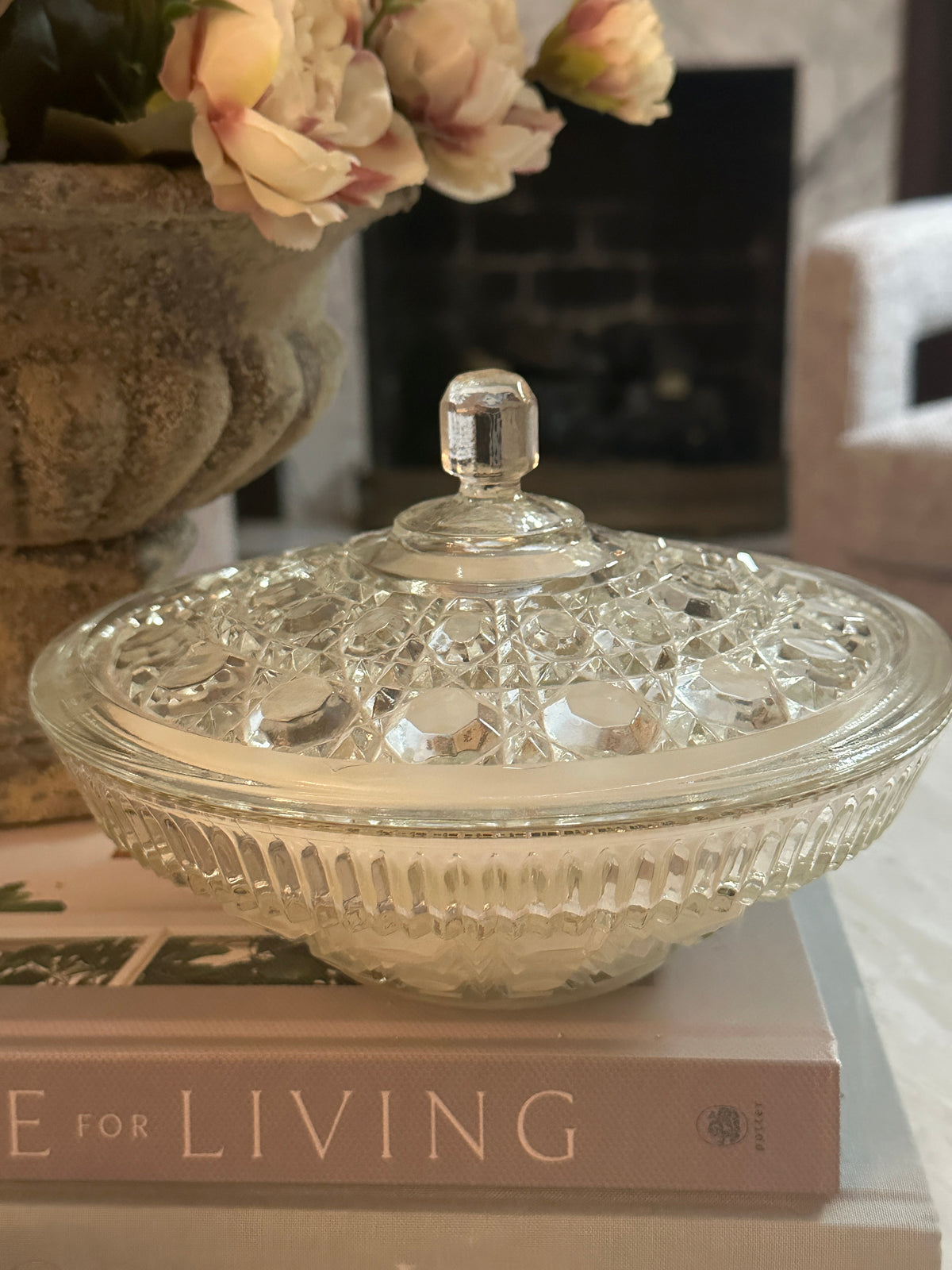 Large Candy Dish Candle: Vanity