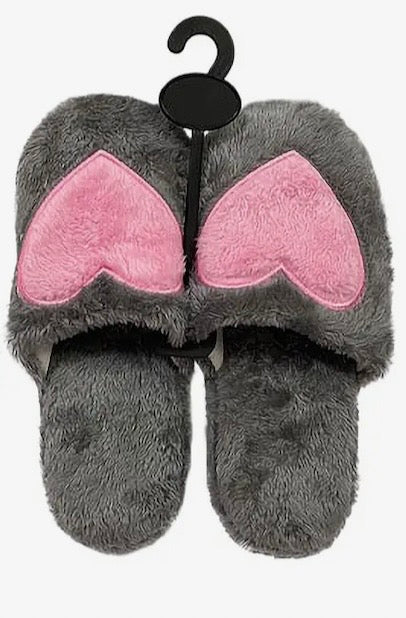 ❤️Grey Slippers/Pink Hearts