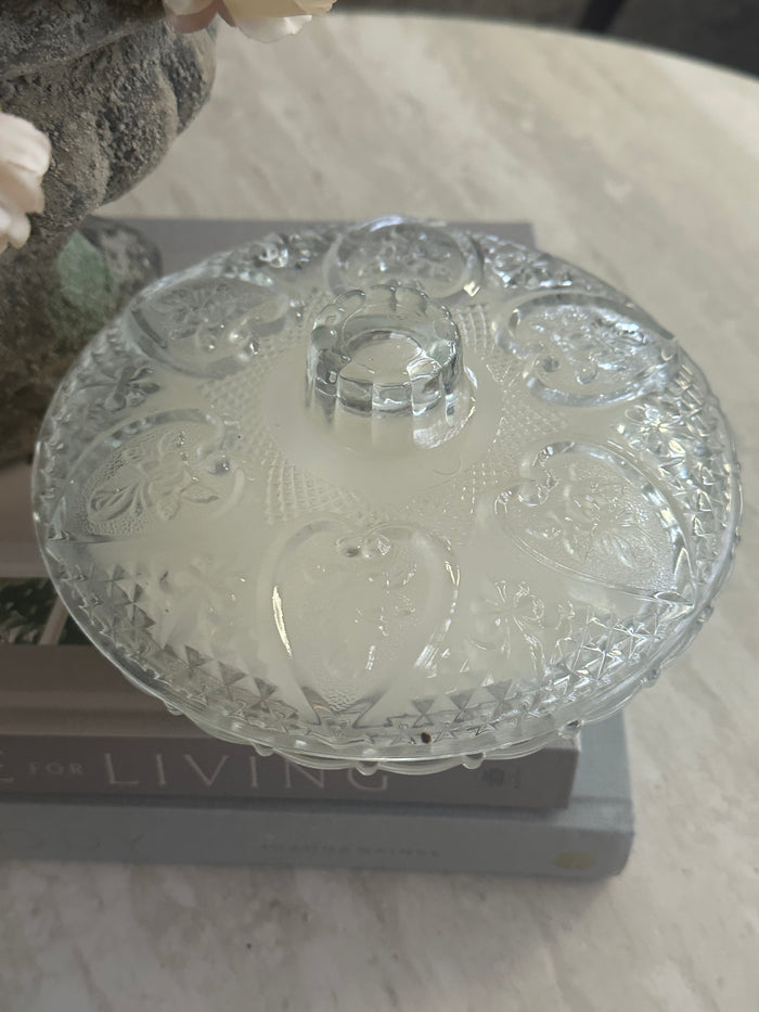 Old Soul Candle Co. Candy Dish with Heart Design: Vanity