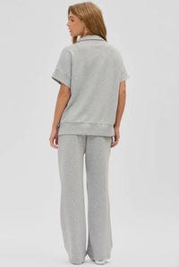 Also available in store: Heather Grey Wrinkle Resistant Travel Set