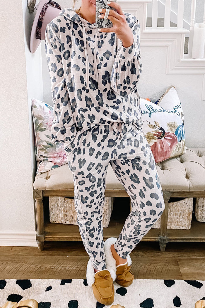 *WEBSITE EXCLUSIVE* Leopard Print Pajama Set