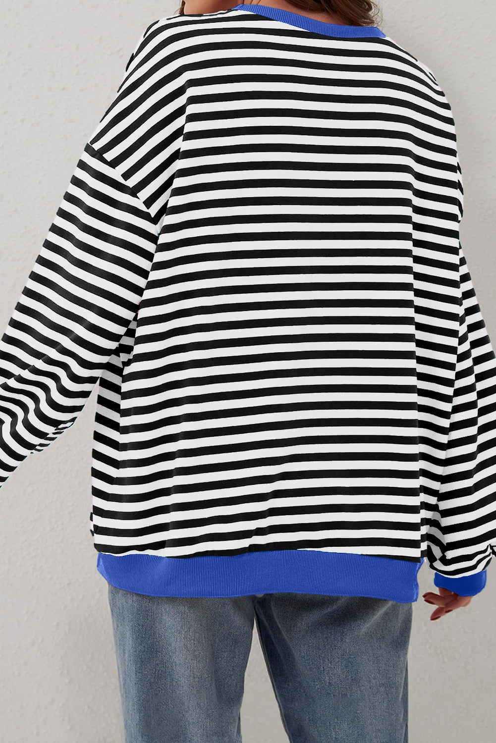 *WEBSITE EXCLUSIVE* Stripe Contrast Edge Oversized Pullover