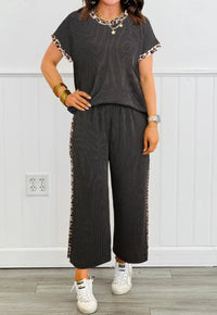 Charcoal Raised Rib Set with Leopard Trim