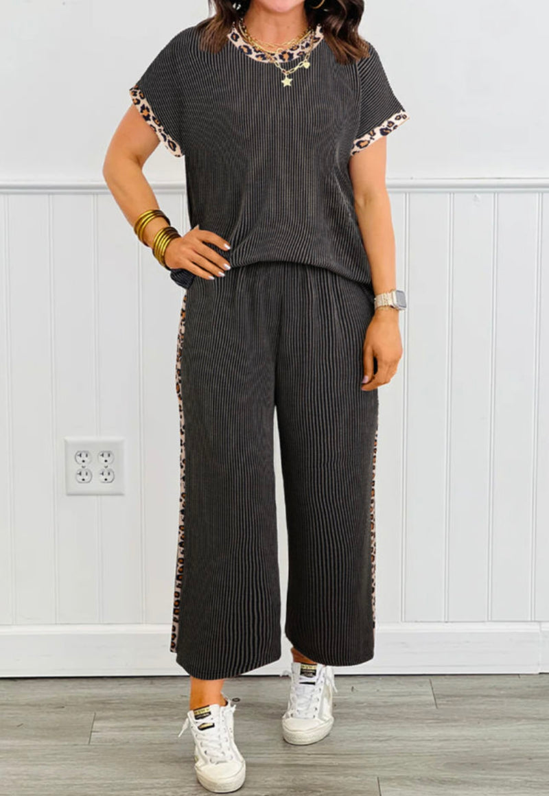 Charcoal Raised Rib Set with Leopard Trim