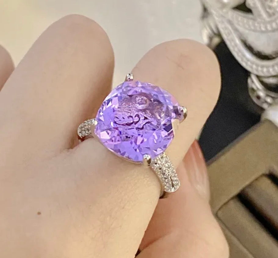 Adjustable Large Gemstone Ring