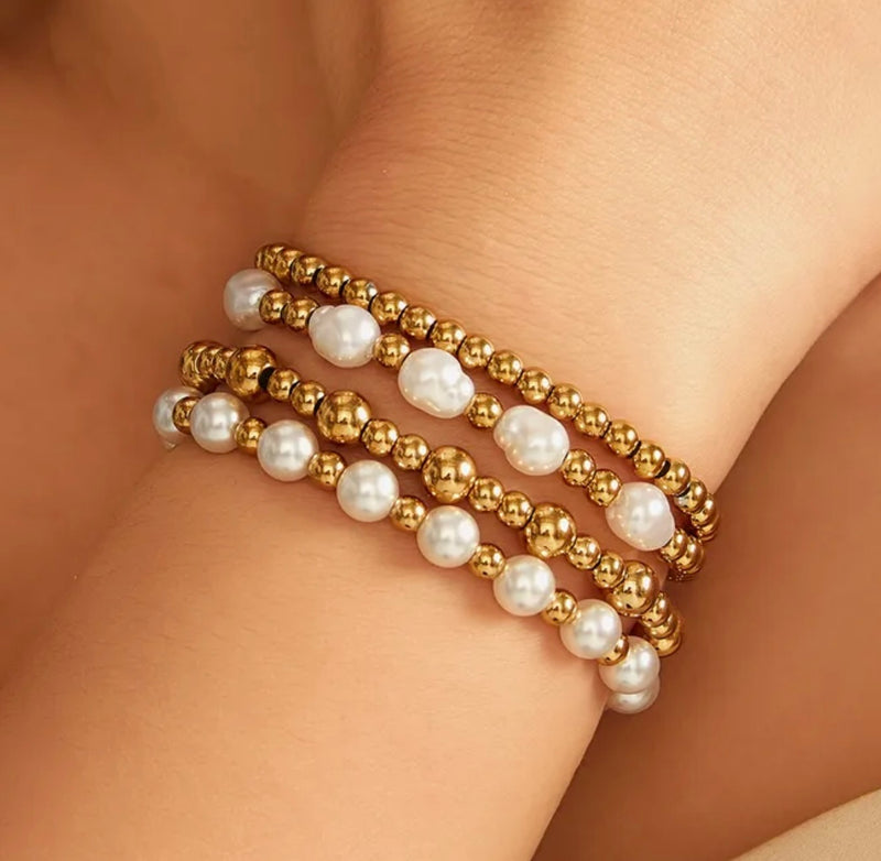 Set of Four Pearl & Gold Bead Bracelets (FW25)