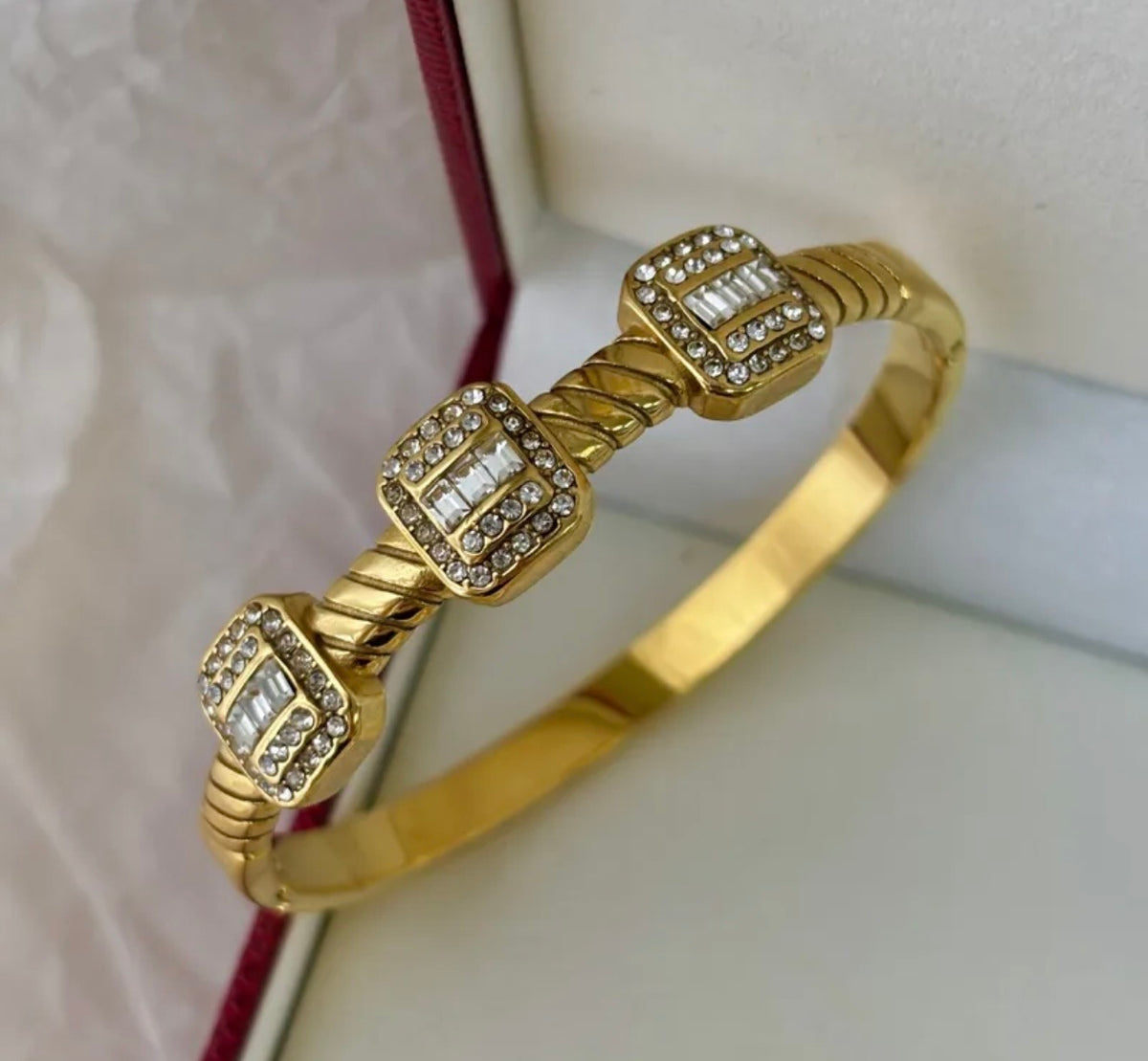 Three Diamond Square Bracelet