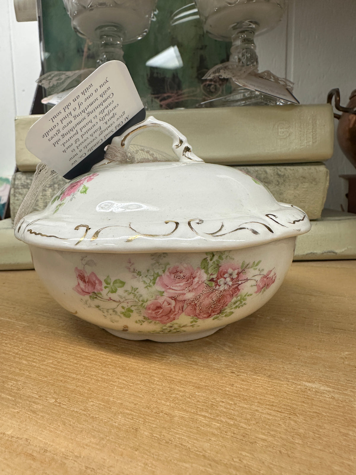 Porcelain Dish Candle: Vanity