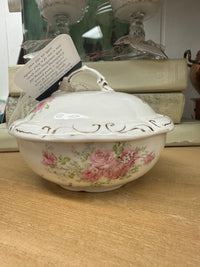 Porcelain Dish Candle: Vanity