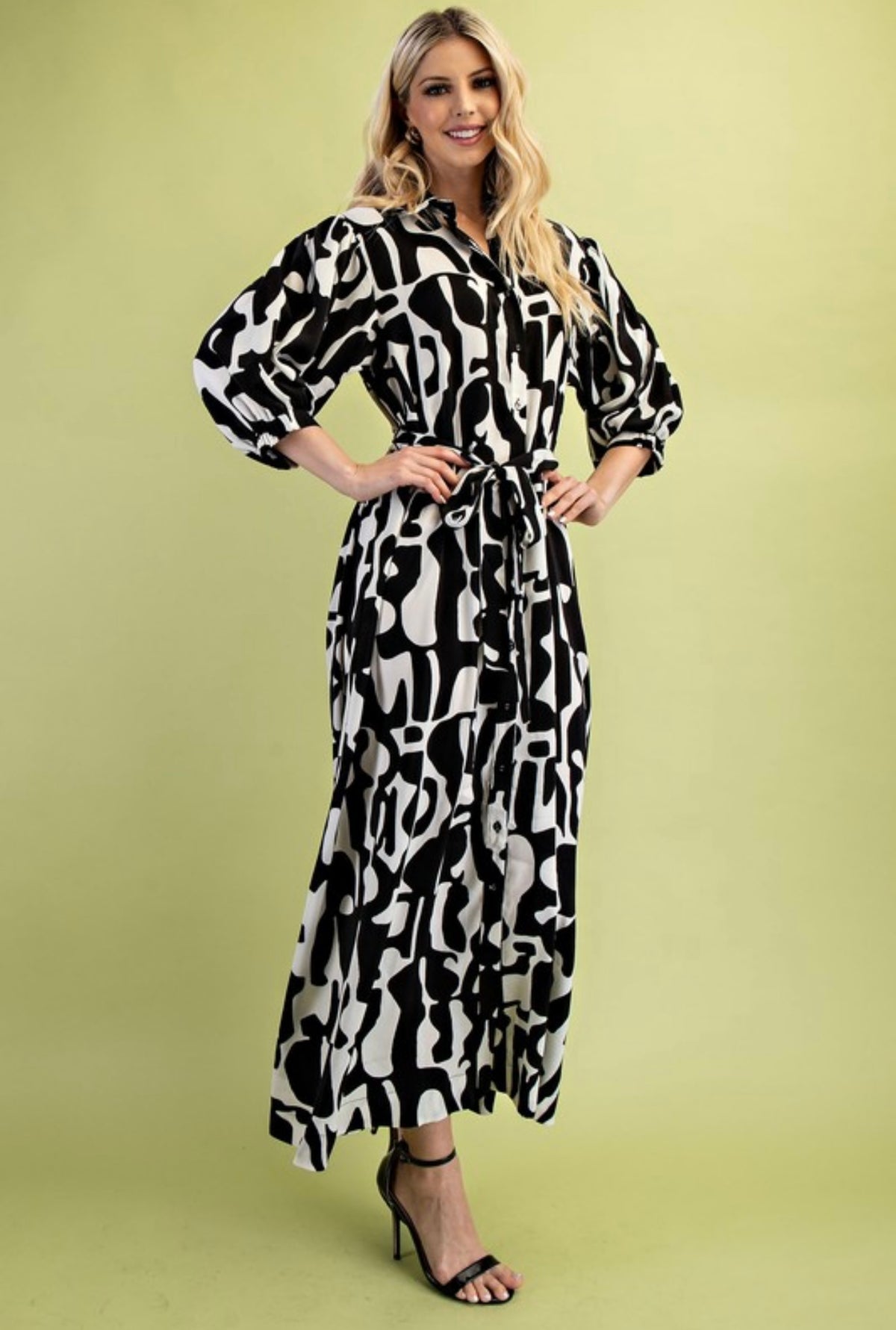 *Available in Store* Black & White Geometric Print Dress