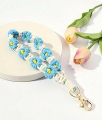 Daisy Wristlet Keychain