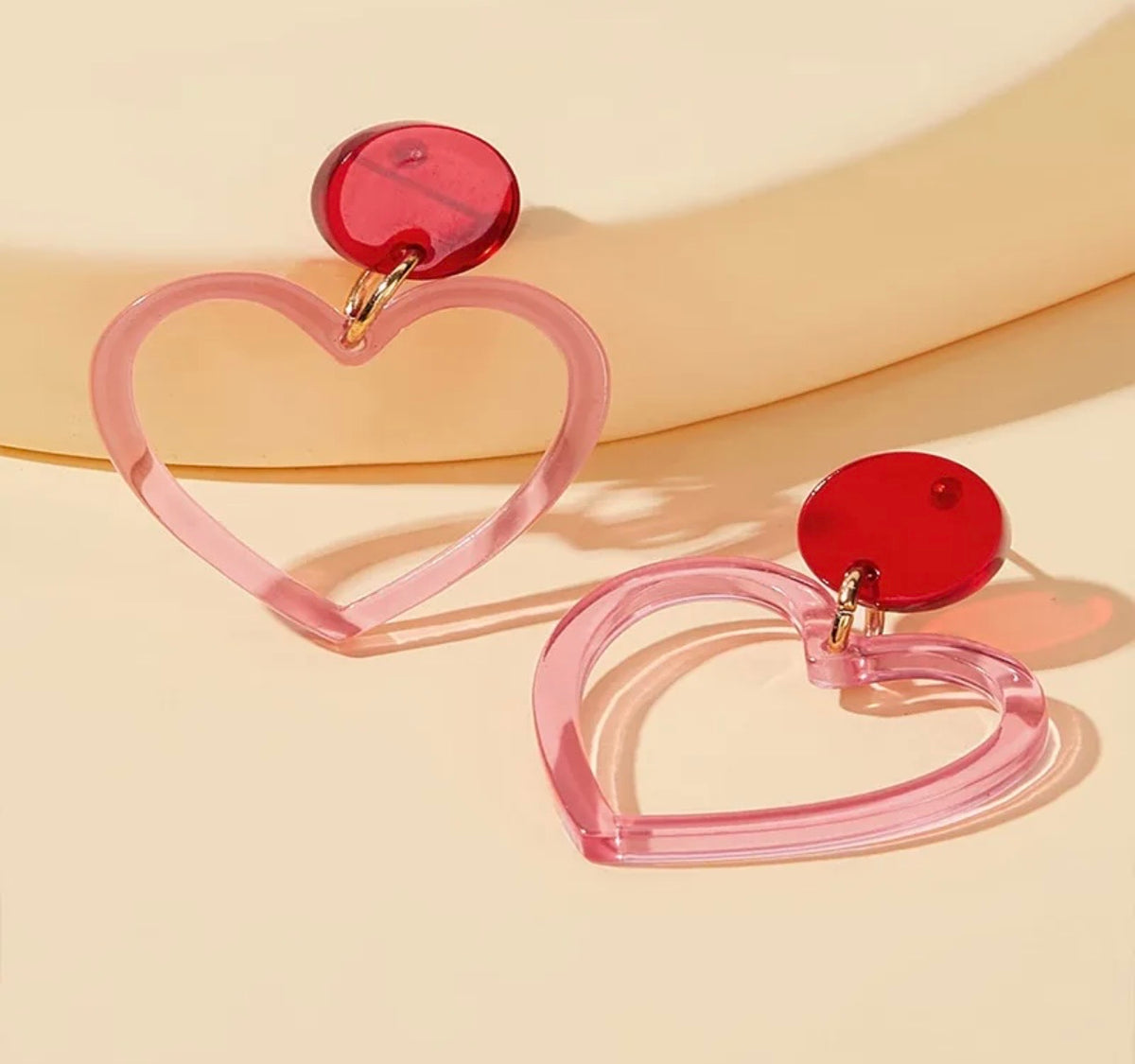 ❤️ Acrylic Heart Earrings