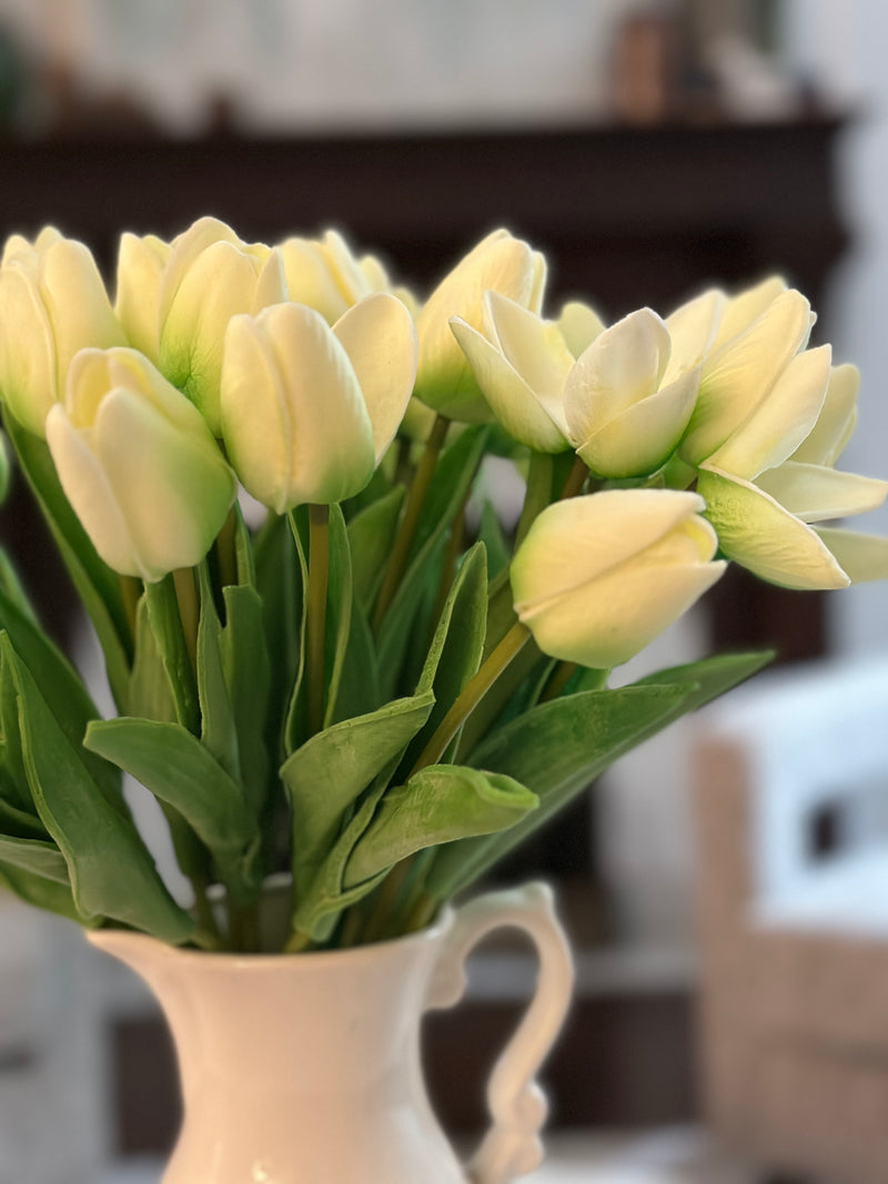 Off White/Green Tulip
