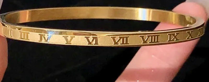 Matte Gold Roman Numeral Bangle (FW)