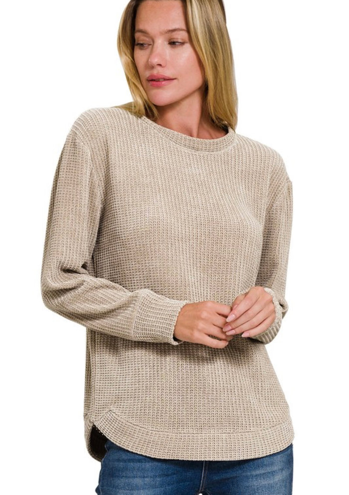 *Available in Store* Marley Rounded Hem Sweater in Mocha