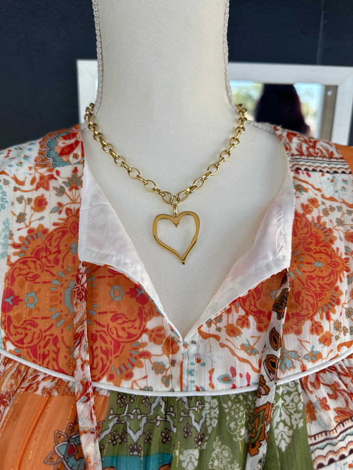 Gold Heart Outline Necklace