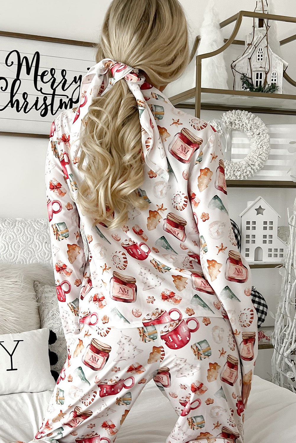 *WEBSITE EXCLUSIVE* White Christmas Pattern Pajama Set