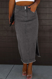 *Website Exclusive* Black Raw Edge Side Slits Buttoned Midi Denim Skirt