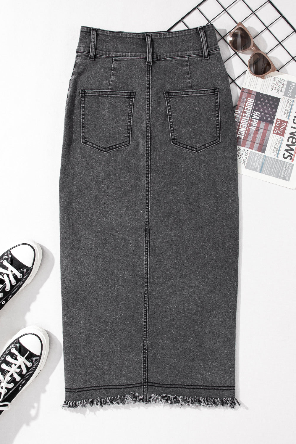 *Website Exclusive* Black Raw Edge Side Slits Buttoned Midi Denim Skirt