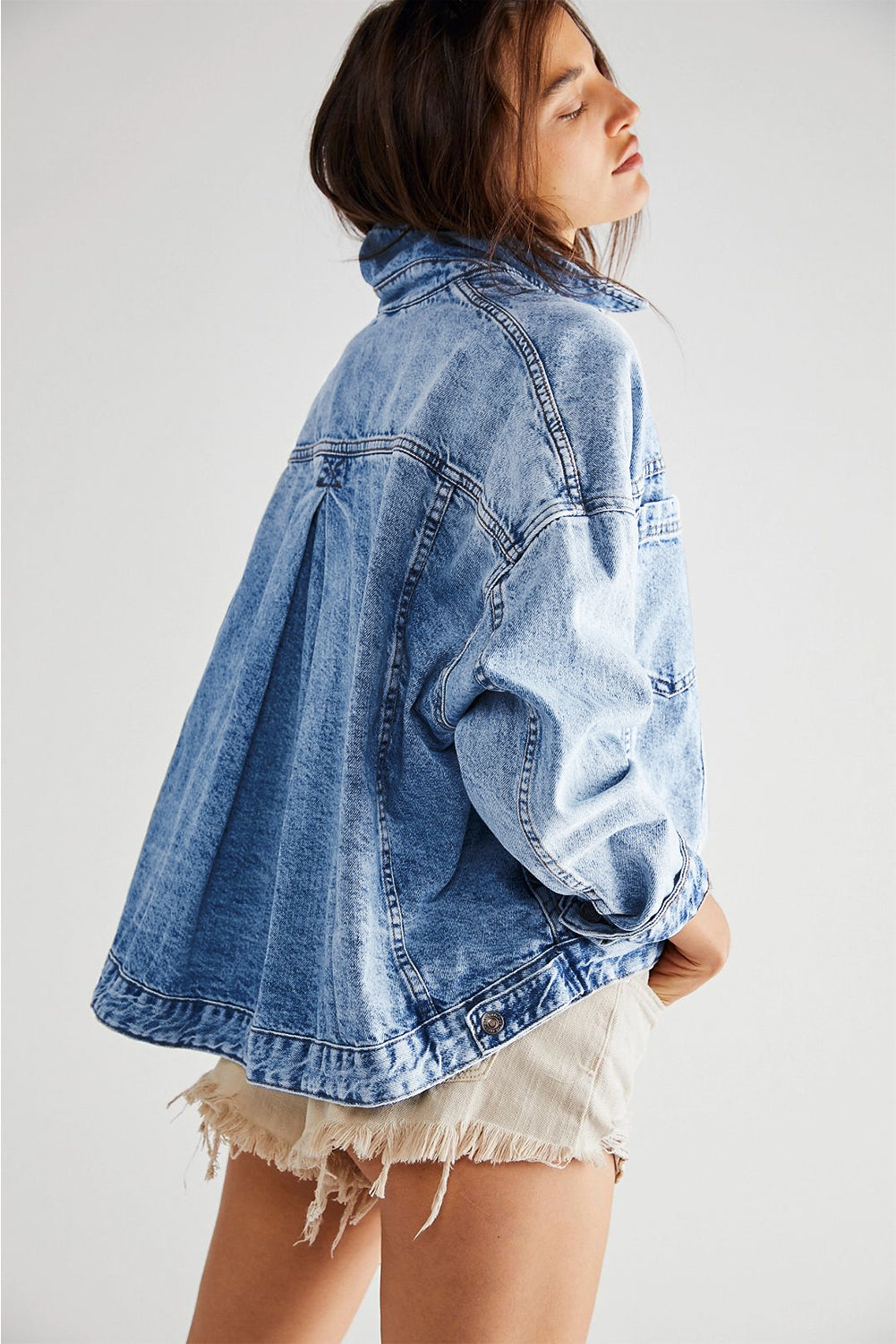 *WEBSITE EXCLUSIVE* Emma Oversized Pocketed Denim Jacket