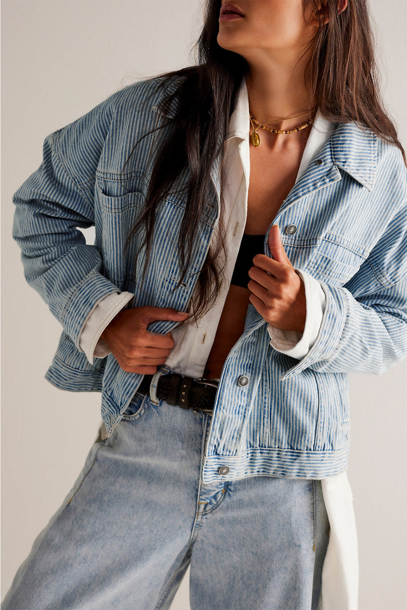 *WEBSITE EXCLUSIVE* Emma Oversized Pocketed Denim Jacket